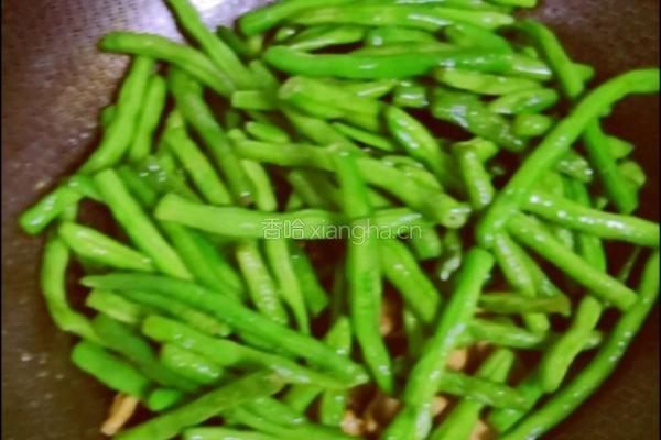四季豆炒肉的做法图解5