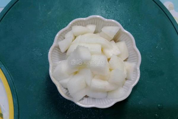 银耳雪梨羹的做法图解4