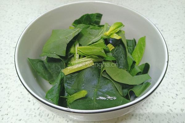 菠菜蛋汤的做法图解3