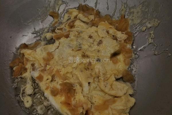 榨菜煎蛋的做法图解6