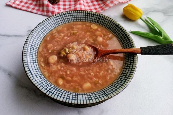 花生绿豆杂粮粥