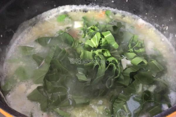 胡萝卜小米粥的做法图解7