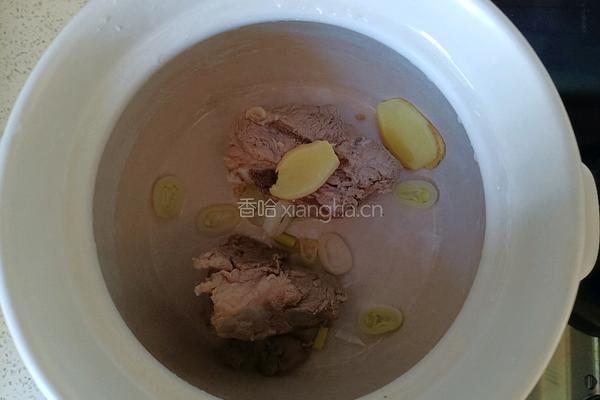 海带骨头汤的做法图解6