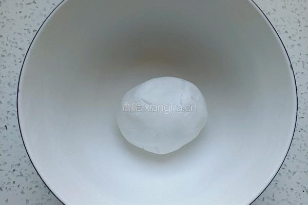 糯米丸子牛奶绿豆沙的做法图解4