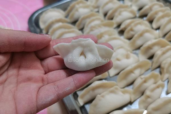 鱼肉馅饺子的做法图解7