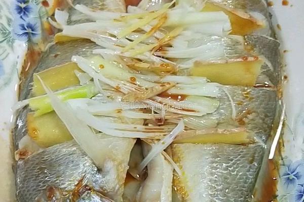 清蒸黄花鱼的做法图解9