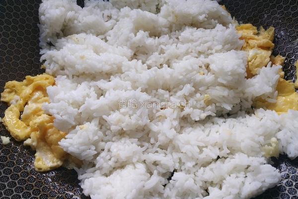 外婆菜蛋炒饭的做法图解5
