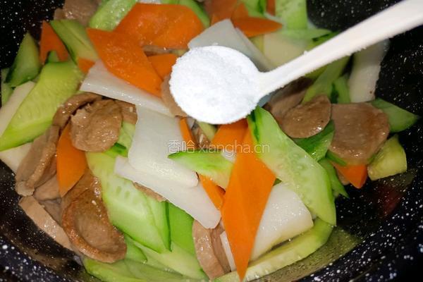 牛肉丸炒青瓜山药的做法图解6