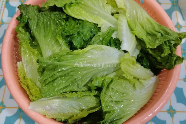 蒜蓉炒生菜的做法图解1