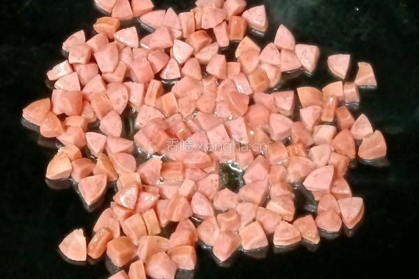 香肠炒毛豆米的做法图解5