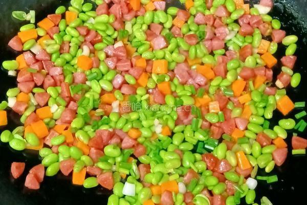 香肠炒毛豆米的做法图解9