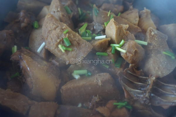 芋头炖鸭的做法图解11