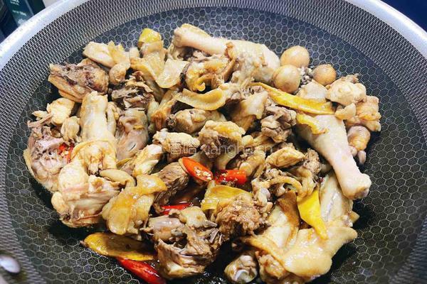 香菇炒鸡的做法图解5