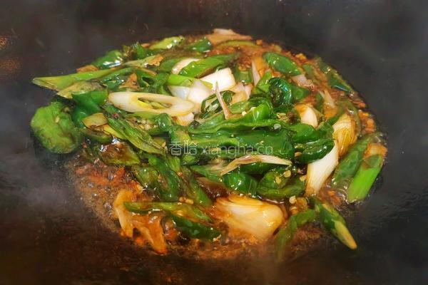 葱爆豆腐的做法图解5
