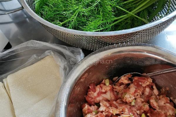 茴香猪肉饺子的做法图解1
