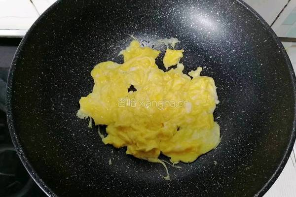青椒炒鸡蛋的做法图解7