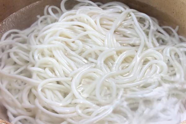 鸡蛋汤米线的做法图解8