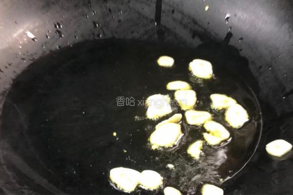 胡萝卜炒杏鲍菇的做法图解6