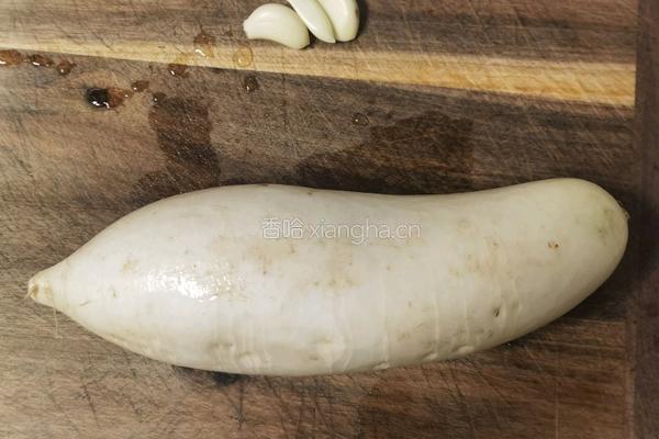 萝卜丝炒牛肉的做法图解1