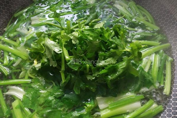 芹菜牛百叶的做法图解4