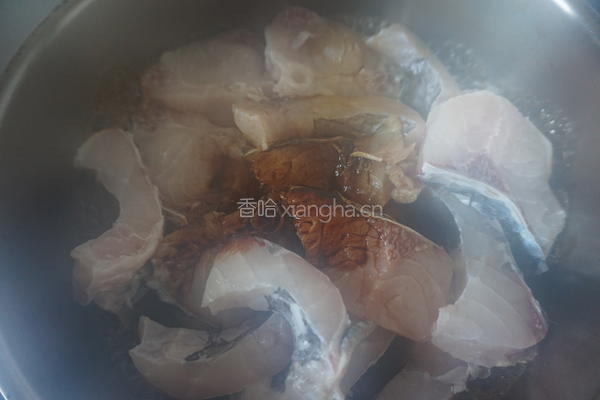 酒酿烧青鱼的做法图解3
