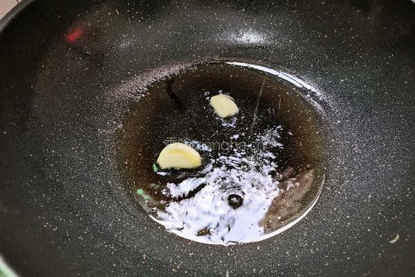 豇豆炒肉片的做法图解8