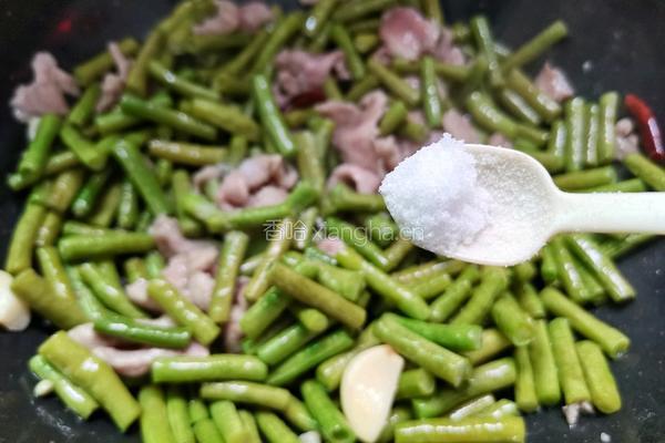 豇豆炒肉片的做法图解11