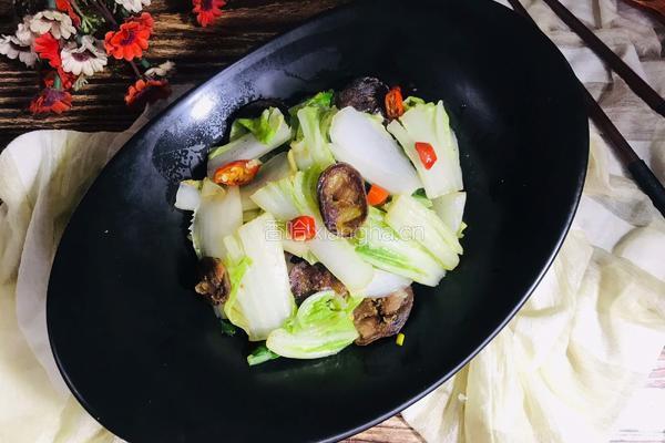 腊肠炒大白菜的做法图解8
