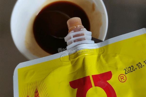 白菜帮蒜黄炒肉丝的做法图解4