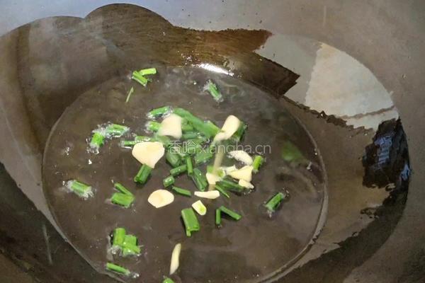 低卡菠菜汤的做法图解1