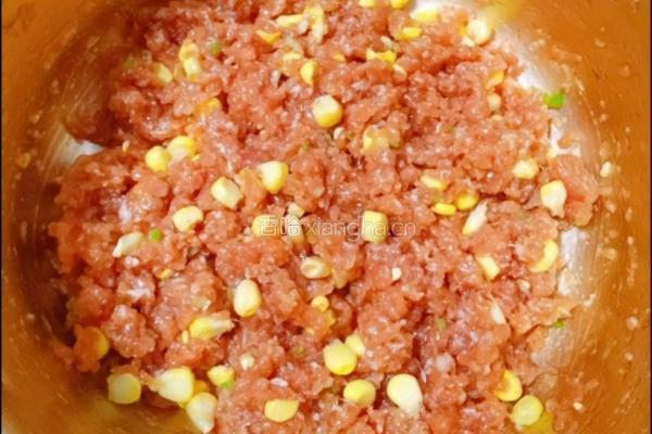 韭菜玉米猪肉馅饺子的做法图解12