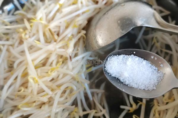 醋炒绿豆芽的做法图解10