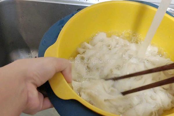 炒刀削面的做法图解5