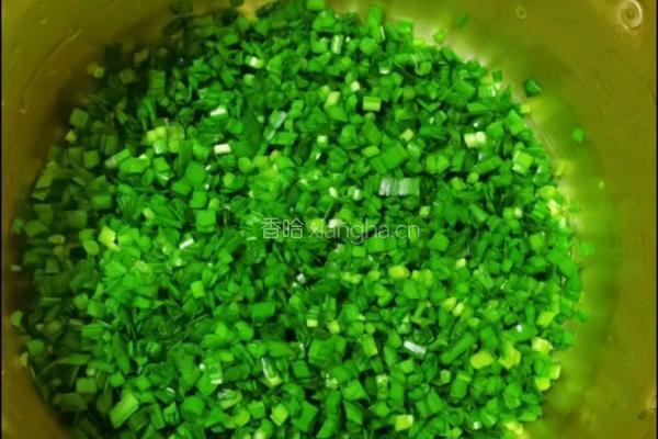 韭菜玉米猪肉馅饺子的做法图解5