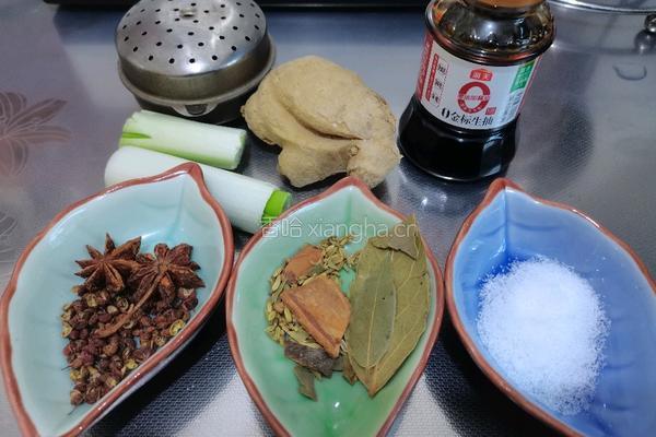 炖排骨的做法图解2