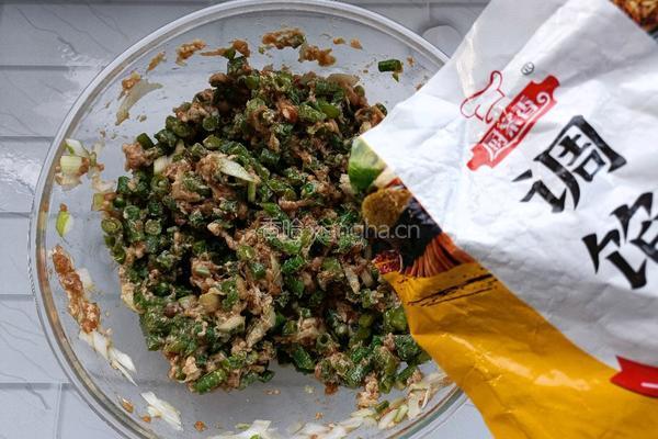 猪肉豆角馅包子的做法图解16