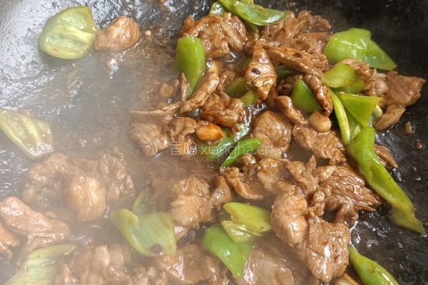 尖椒炒肉的做法图解11