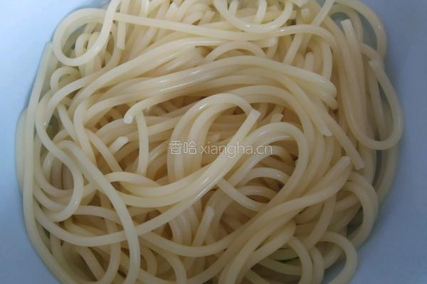 番茄烩肉酱意面的做法图解7