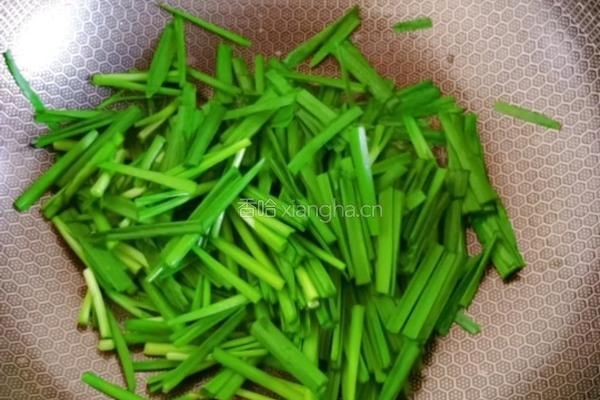 韭菜炒鸡蛋的做法图解8