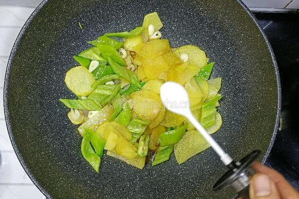 青椒土豆片的做法图解17