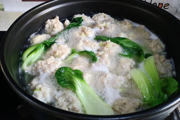 青菜丸子汤的做法图解12