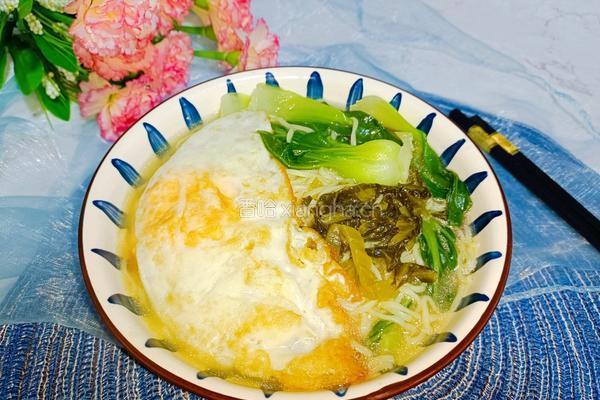鸭蛋酸菜方便面的做法图解9