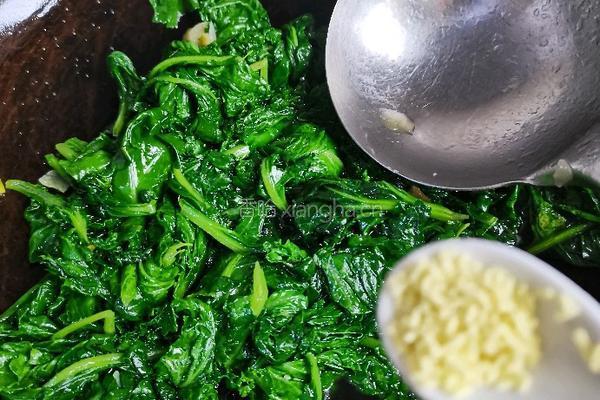 清炒苔菜叶的做法图解8