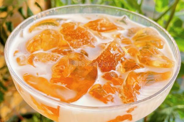 乌龙茶冻撞奶