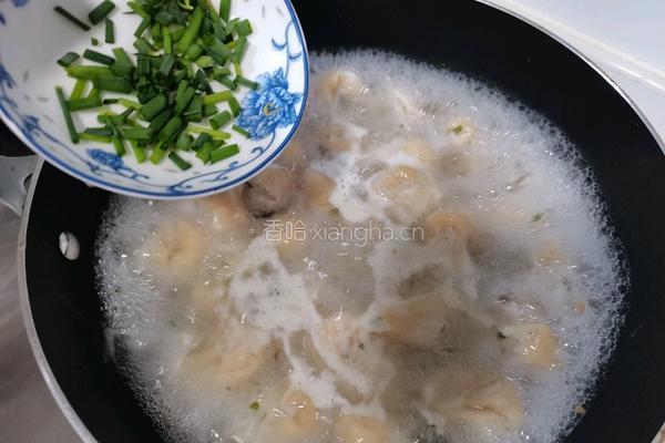 鲜肉虾仁小馄饨的做法图解5