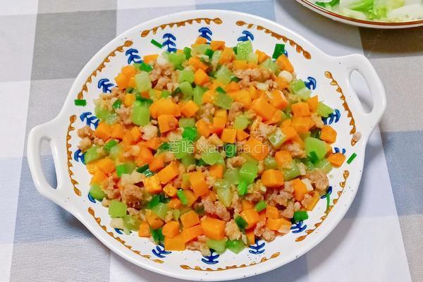 莴笋胡萝卜炒肉沫的做法图解13