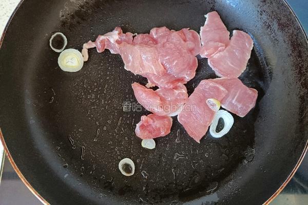 家常蘑菇炒肉的做法图解6