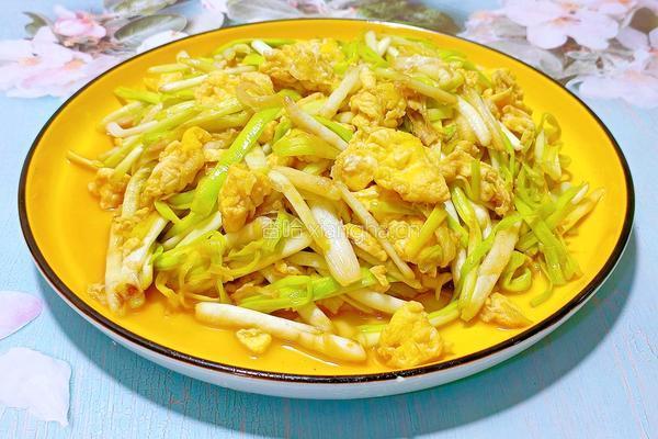 蒜黄炒鸡蛋的做法图解16