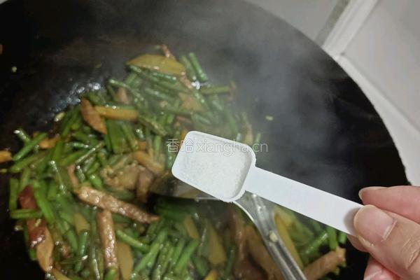 豇豆土豆条炒肉的做法图解10