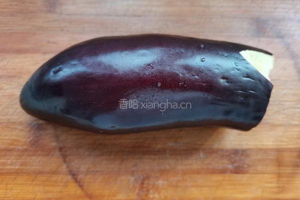 鱼香茄子的做法图解1